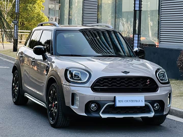 Photo 3 - Mini Countryman