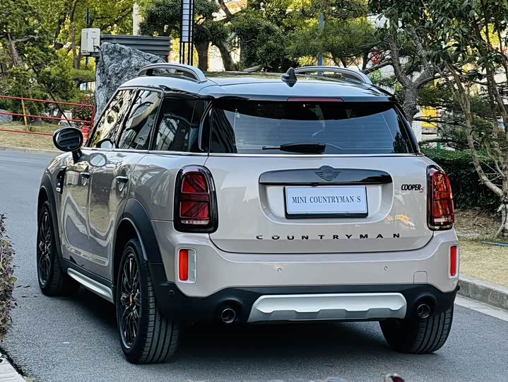 Photo 4 - Mini Countryman