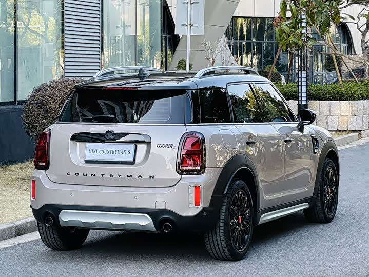 Photo 6 - Mini Countryman