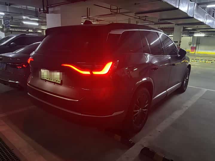 Фото 3 - Nio ES8