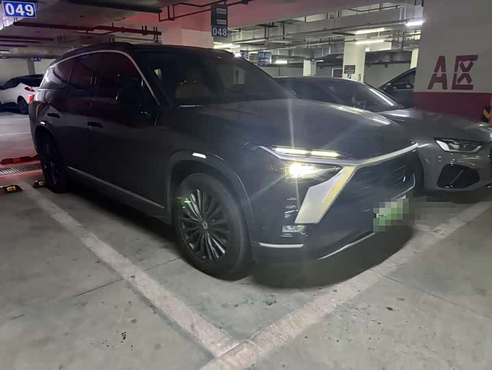 Фото 4 - Nio ES8