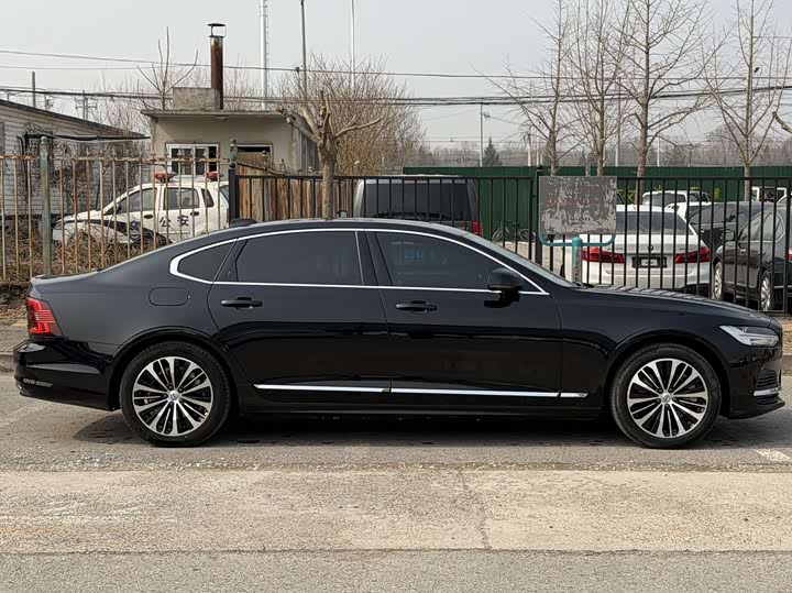 Фото 8 - Volvo S90 Hybrid
