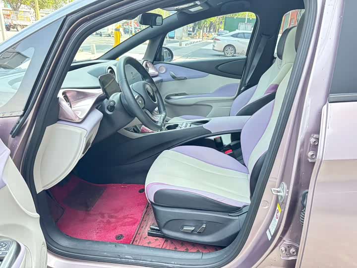 Фото 2 - BYD Dolphin