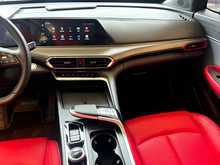 Фото 9 - Changan UNI-T