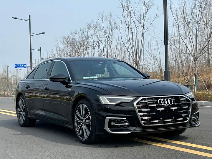 Фото 3 - Audi A6L