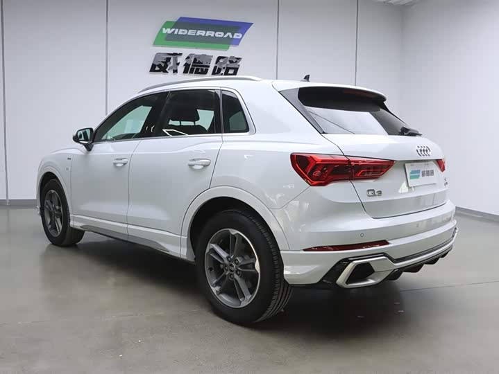 Фото 3 - Audi Q3