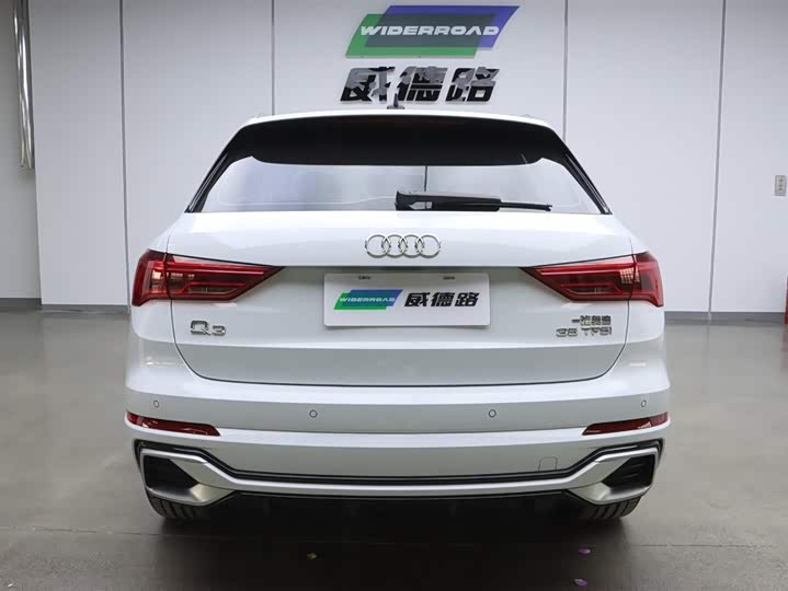 Фото 6 - Audi Q3