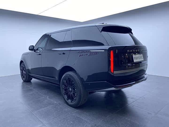 Photo 4 - Land Rover Range Rover