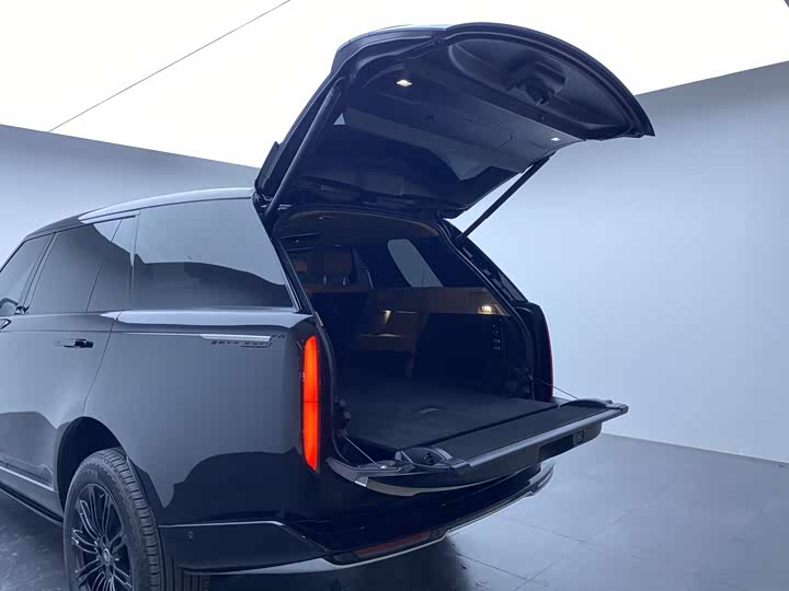 Photo 7 - Land Rover Range Rover