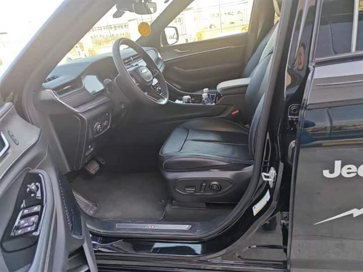 Фото 5 - Jeep Grand Cherokee Hybrid