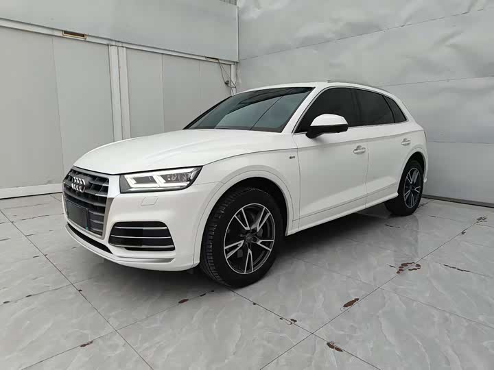 Audi Q5L 2020 2020款 改款 40 TFSI 荣享时尚型