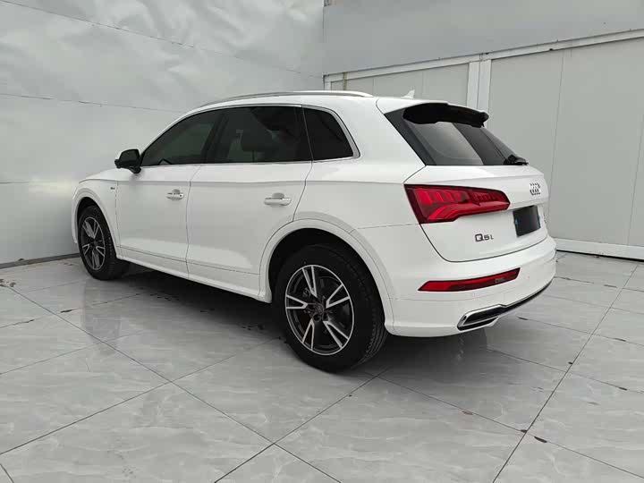 Audi Q5L 2020 2020款 改款 40 TFSI 荣享时尚型
