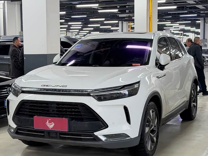 Фото 1 - Beijing X7