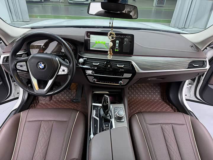Фото 4 - BMW 5 Series