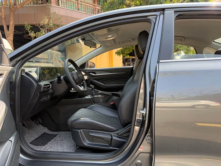 Фото 6 - Changan Eado Plus