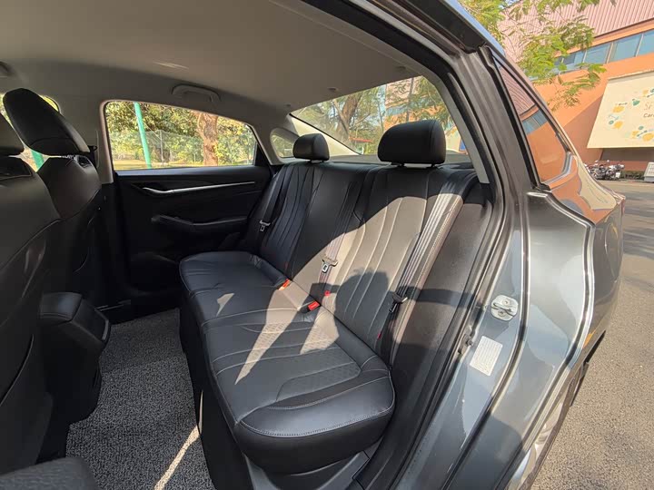 Фото 8 - Changan Eado Plus