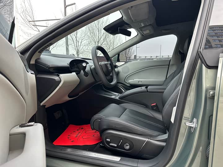 Фото 3 - Zeekr 007