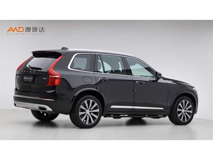 Фото 3 - Volvo XC90