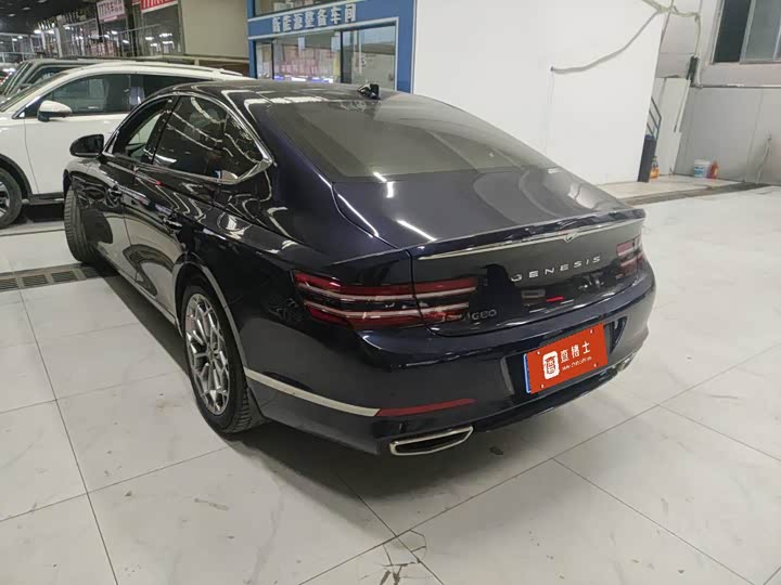 Фото 3 - Genesis G80