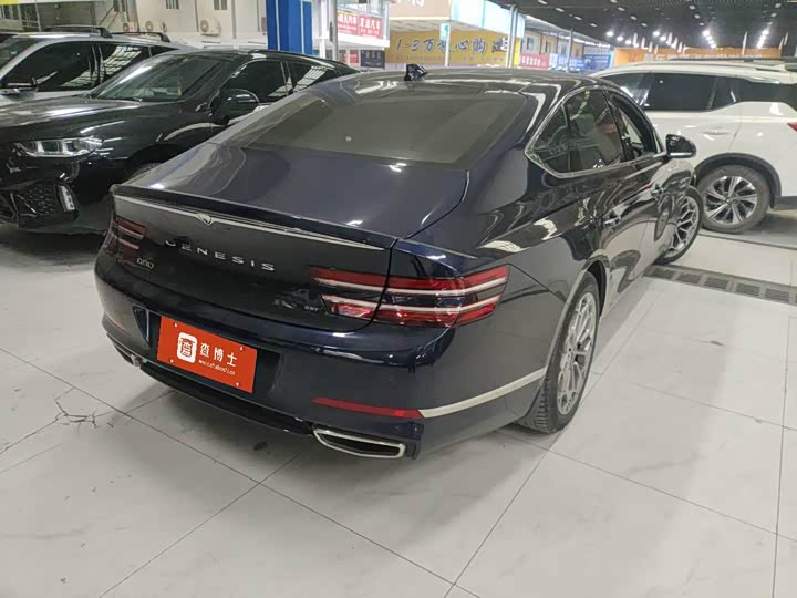 Фото 4 - Genesis G80