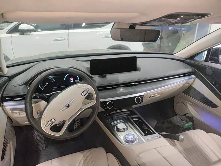 Фото 6 - Genesis G80