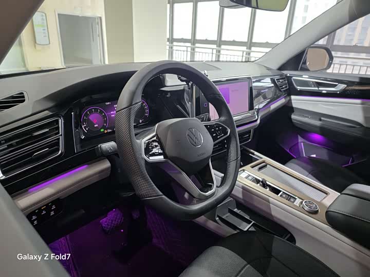 Photo 5 - Volkswagen Teramont Pro