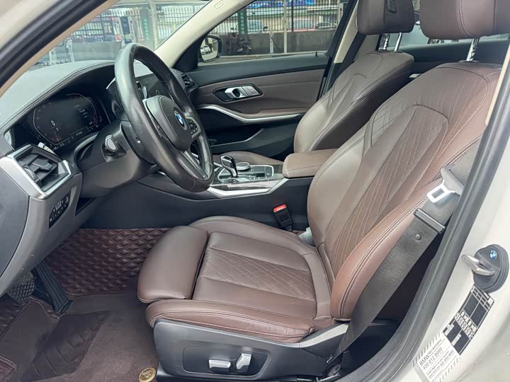 Фото 5 - BMW 3 Series