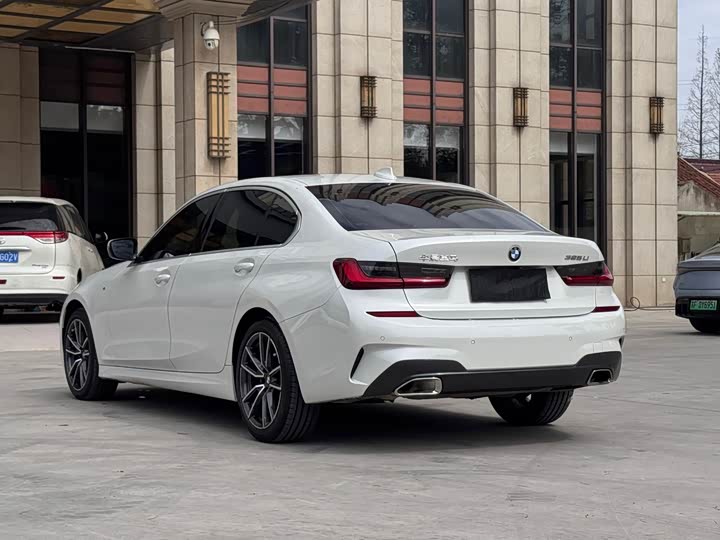 Фото 8 - BMW 3 Series