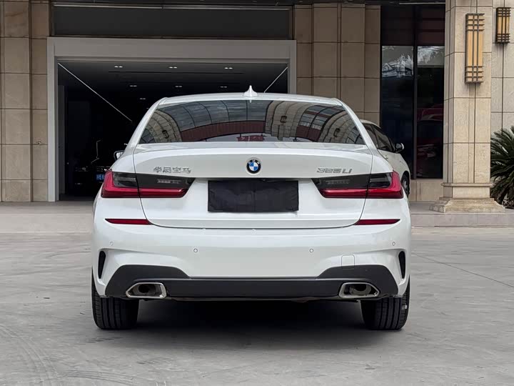 Фото 9 - BMW 3 Series