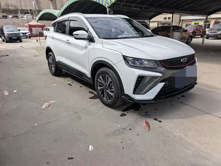 Фото 3 - Geely Coolray