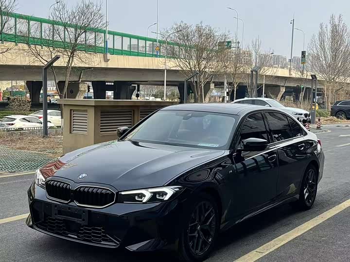 Фото 1 - BMW 3 Series