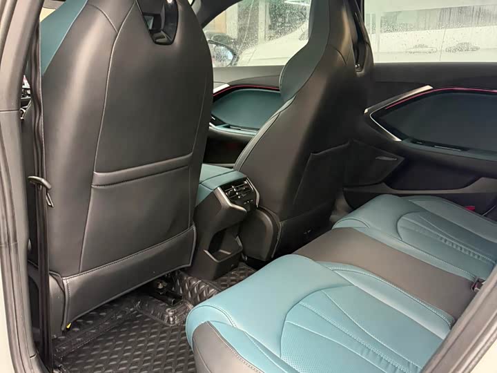 Фото 6 - MG Motor 7