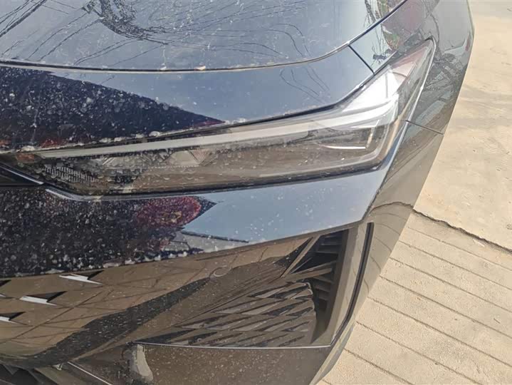 Фото 5 - Changan UNI-V