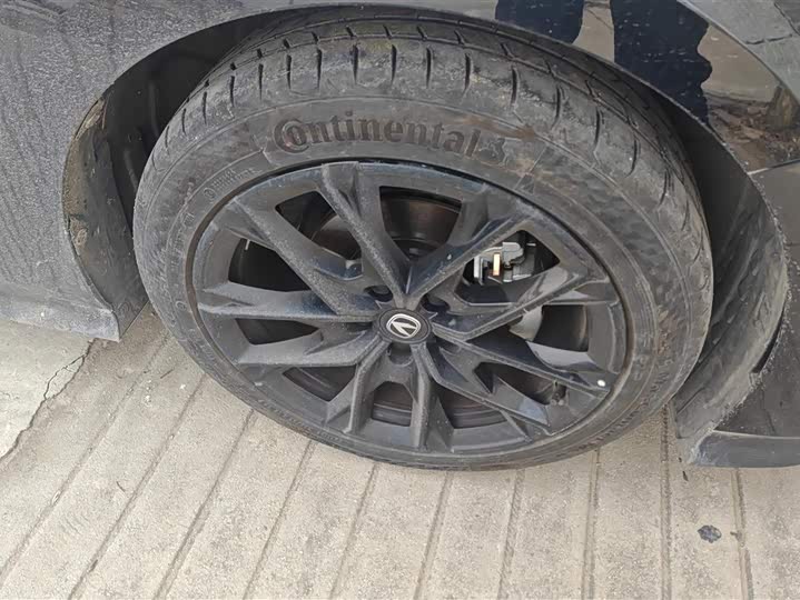 Фото 6 - Changan UNI-V