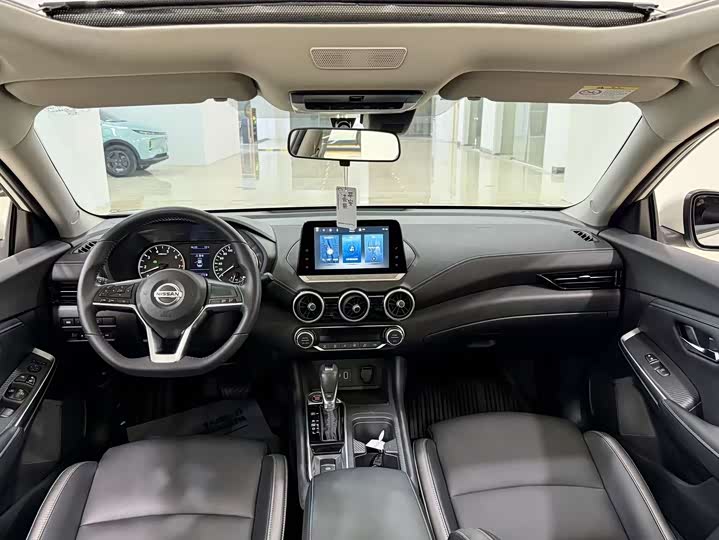 Фото 6 - Nissan Sylphy