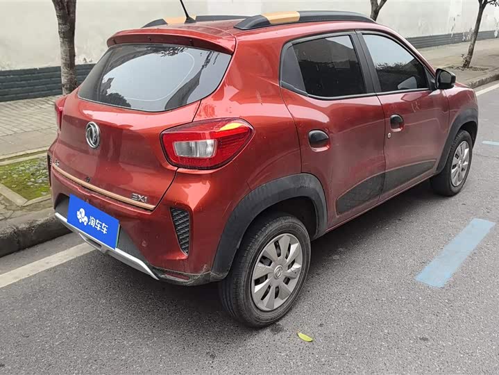 Photo 3 - Dongfeng Yipai Nano EX1 Pro