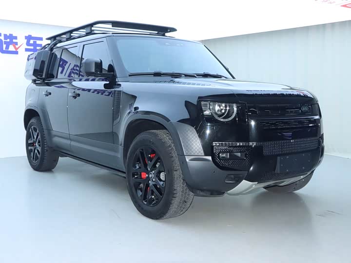 Photo 2 - Land Rover Defender