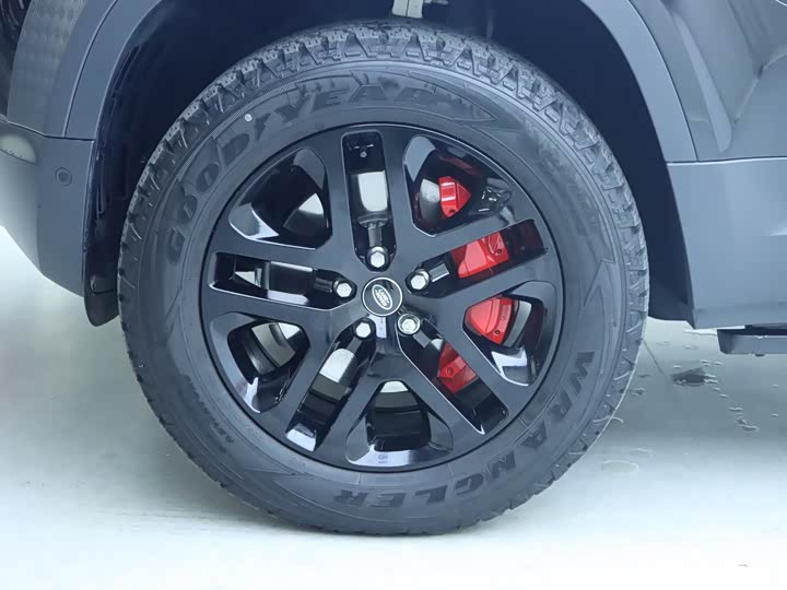 Photo 4 - Land Rover Defender