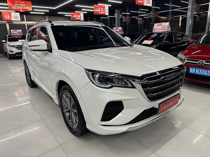 Фото 3 - Jetour X70