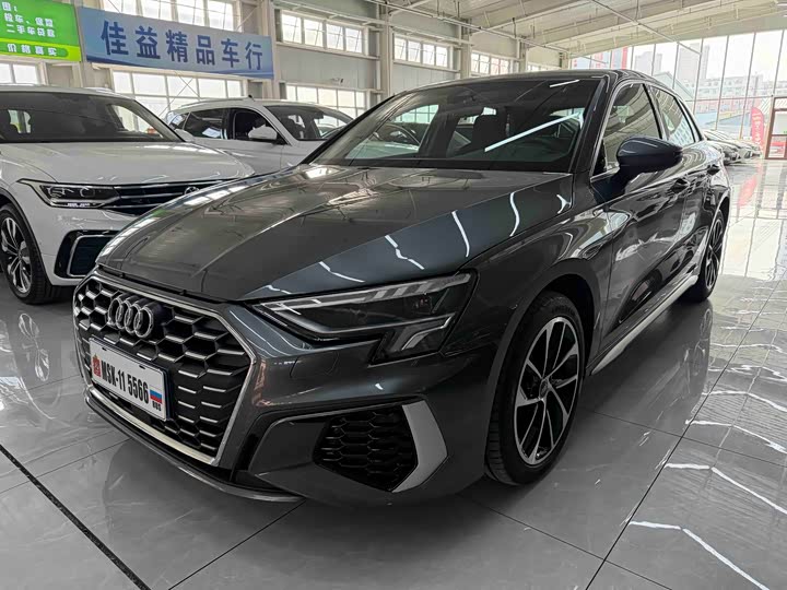 Фото 1 - Audi A3