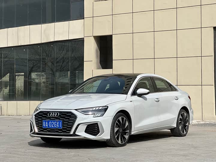 Фото 1 - Audi A3