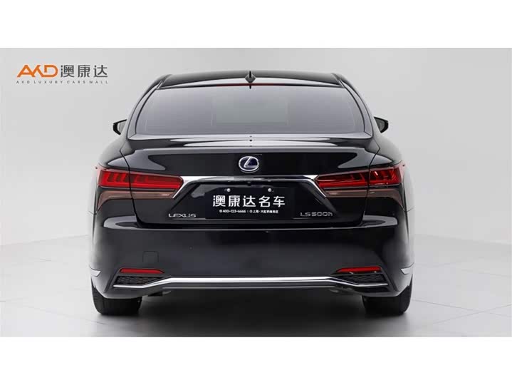 Фото 4 - Lexus LS