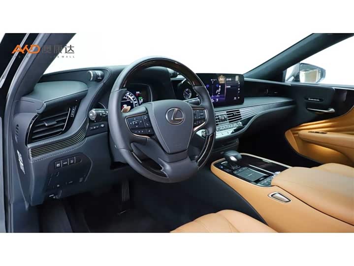 Фото 6 - Lexus LS