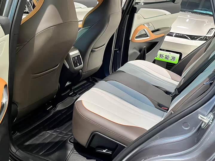 Фото 9 - BYD Song Pro Hybrid