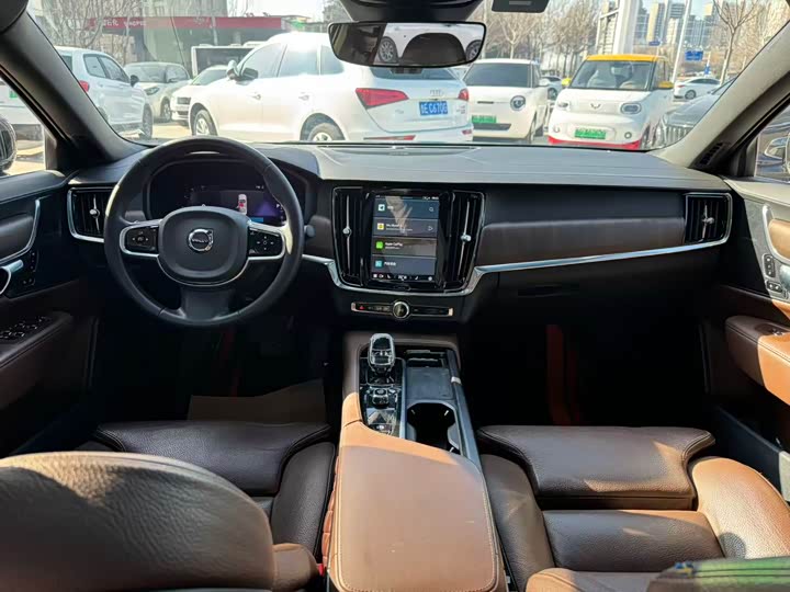 Фото 6 - Volvo S90