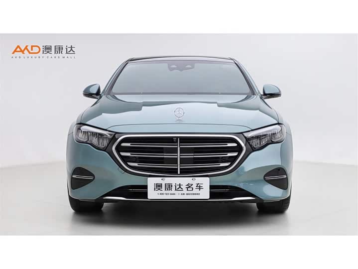 Фото 2 - Mercedes-Benz E-Class