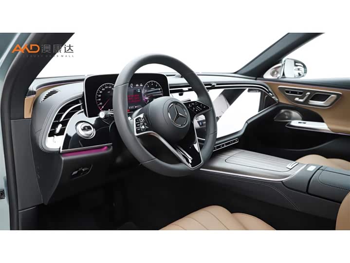 Фото 6 - Mercedes-Benz E-Class