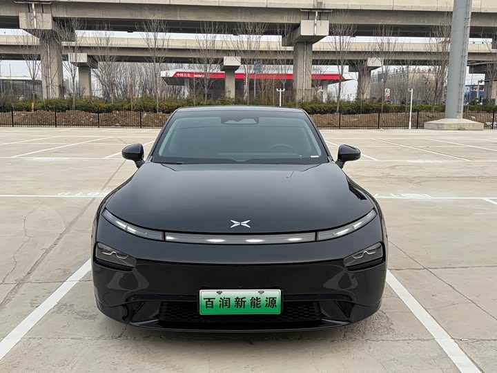 Фото 1 - XPeng P7
