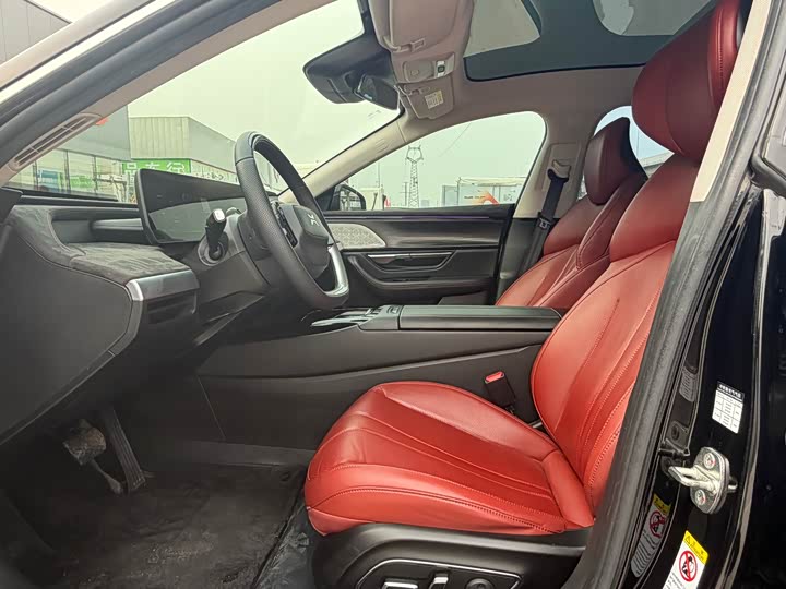 Фото 7 - XPeng P7