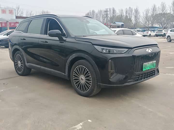 Photo 3 - Chery Fulwin T9